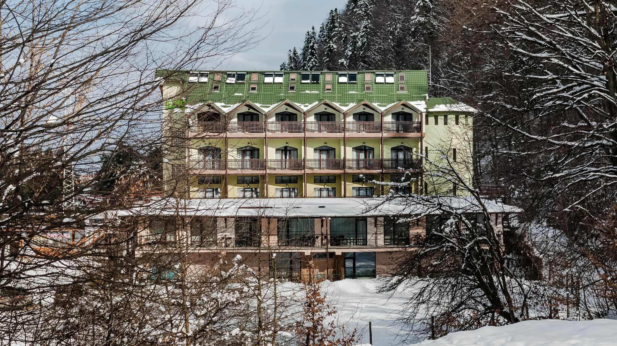 Ezio House Hotel Timisu de Jos Exterior foto